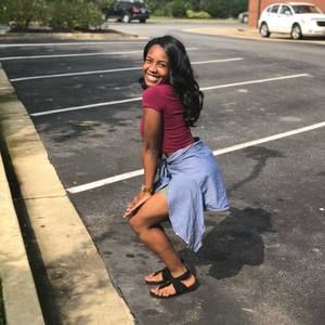 Meet your Posher, Jade